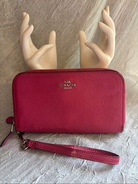 Double Accordion Zip Wallet in Polished Pebble Leather